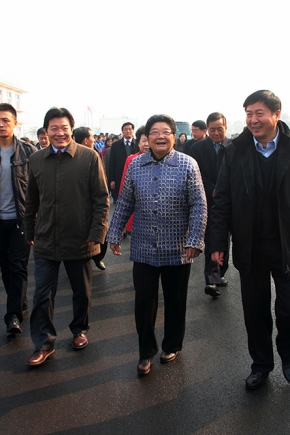 2011年12月14日，第十届全国人大常委会副委员长顾秀莲、中国石油和化学工业联合会长李勇武等参加铜化集团成立20周年庆典，莅临公司视察。